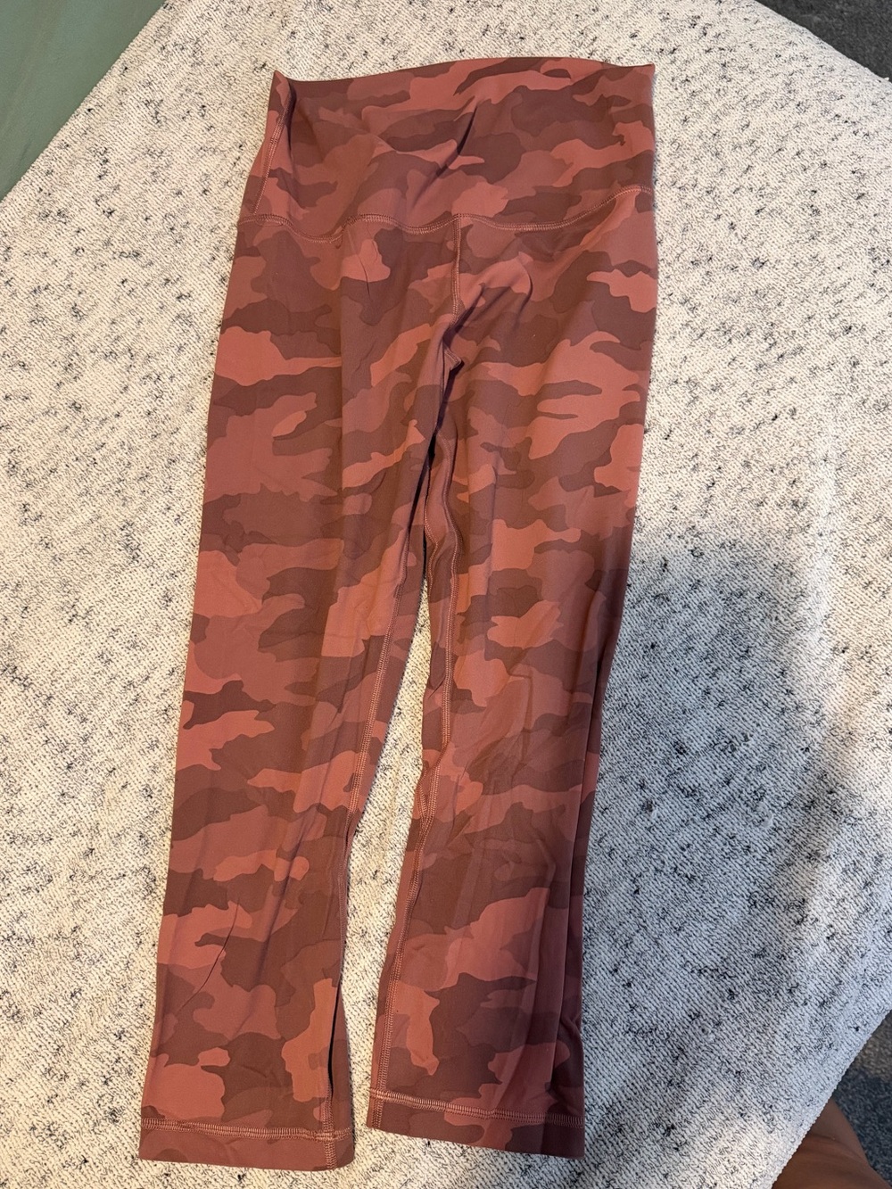 High-Rise Pink Camo Leggings - Women